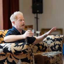फोटोज़: Jesse Tyler Ferguson और Charlotte d’Amboise TRU के रिहर्सल में Photo