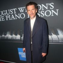 Ethan Hawke and More to Join THE LONG CHRISTMAS DINNER FESTIVAL
