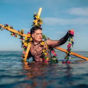 Conor O’Dwyer Makes Edinburgh Fringe Debut With HOMO(SAPIEN) at Assembly Roxy