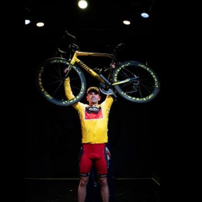 Photos: First Look at CADEL: LUNGS ON LEGS Ahead of Edinburgh Fringe