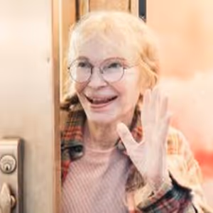 Mia Farrow Returns To THE ROOMMATE On Broadway Tonight