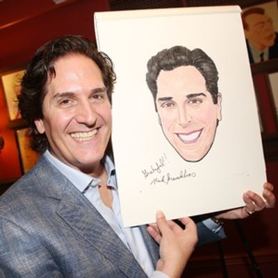 Photos: Nederlander Executive Vice President Nick Scandalios Receive's Portrait at Sardi's