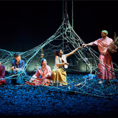 REVIEW: The Festival d'Avignon Presents NOUS OU LE PARADOXE DU HÉRISSON By Muriel Imbach