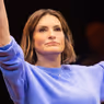 Photos: First Look at Mariska Hargitay in EVERY BRILLIANT THING