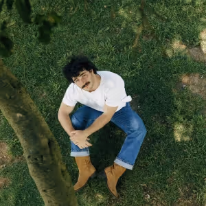 Theo Kandel Unveils New Single 'Lunch' and Signs To Nettwerk