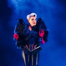 Photos: Kerry Ellis Joins UK Tour of 101 DALMATIANS THE MUSICAL