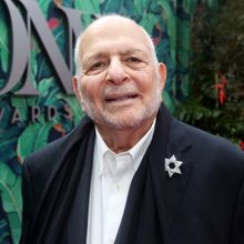 Alfred Uhry's WITHOUT WALLS to be Developed and Produced by Lisa Dozier Shacket