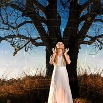 Photos: Erin Kamler Announces New Album RECKONING, Shares Single RED LIGHTNING