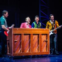 Photos: JERSEY BOYS at ZACH Theatre