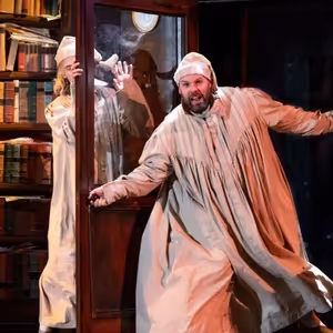 Review Roundup: CHRISTMAS CAROL GOES WRONG Opens At The Apollo Theatre