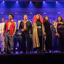 फोटो: I'M EVERY WOMAN - THE CHAKA KHAN म्यूज़िकल ट्रूबाडोर वेम्बली पार्क में खुला Photo
