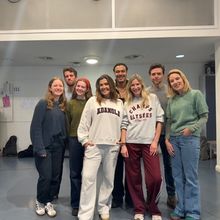 Cast Set For UK Tour of SINGLE WHITE FEMALE