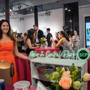 Photos: Girls Inc. of NYC Her Canvas Soirée Raises $46.9K at Mriya Gallery
