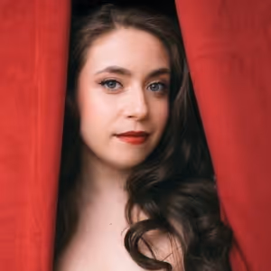Sarah Anne Fernandez Will Bring DON'T FORGET ME to The Green Room 42