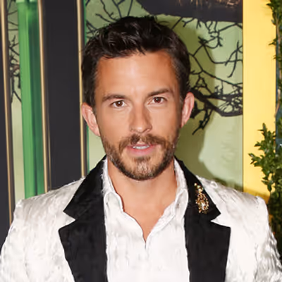 Jonathan Bailey Departs SUNDAY IN THE PARK WITH GEORGE, Following Ariana Grande's Departure