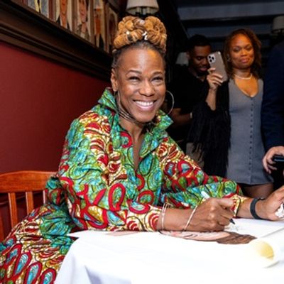Photos: Kecia Lewis Unveils Sardi&#039;s Portarait