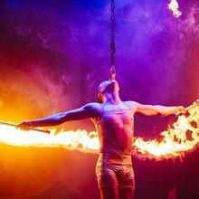 LA RONDE Returns To The Grand Electric This Month