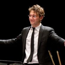 Rufus Wainwright to Open the Louisville Orchestra's 2023 - 2024 POPS Season