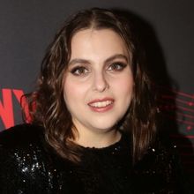 Beanie Feldstein to Star in ONLY MURDERS IN THE BUILDING Season 5