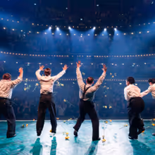 Photos: OPERATION MINCEMEAT North American Tour in Chicago