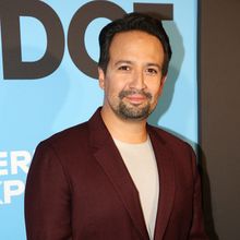 Lin-Manuel Miranda Tiết Lộ Bộ Phim OCTET Đang Tìm Kiếm Phân Phối Photo