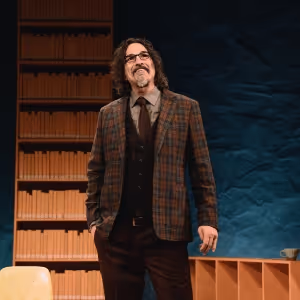 Photos: Gary Gulman in GRANDILOQUENT at the Lucille Lortel Theatre
