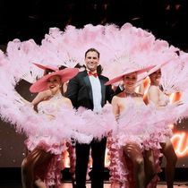 THE ULTIMATE VEGAS SHOW Comes to the State Theatre in July