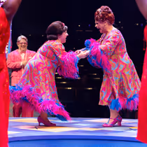 Photos: Ginger Minj Stars as Edna Turnblad in HAIRSPRAY at Broadway Sacramento