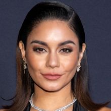 Vanessa Hudgens to Return as Oscars Red Carpet Host With Julianne Hough