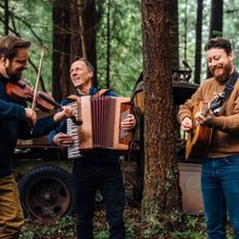 Celtic Trio Kalos Returns To Passim