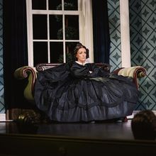 Photos: First Look at Jane Krakowski, Cheyenne Jackson and More in OH, MARY!