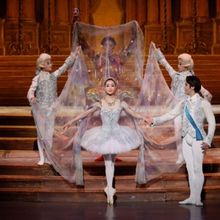 CINDERELLA Ballet Comes to the New National Theatre, Tokyo