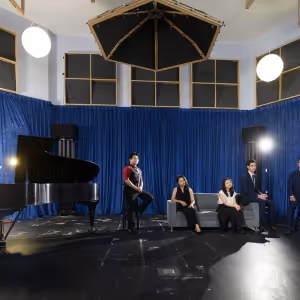 Photos: First Look at the Original Taiwan Company of NEXT TO NORMAL