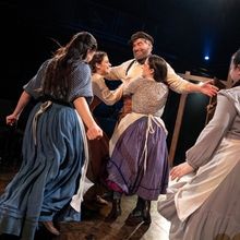 Photos: Douglas Sills and More in FIDDLER ON THE ROOF at Signature Theatre