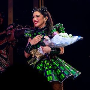 Photos: Kirstin Maldonado Takes First Bows in SIX THE MUSICAL on Broadway