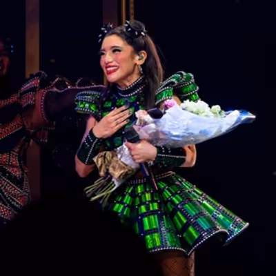 Photos: Kirstin Maldonado Takes First Bows in SIX THE MUSICAL on Broadway