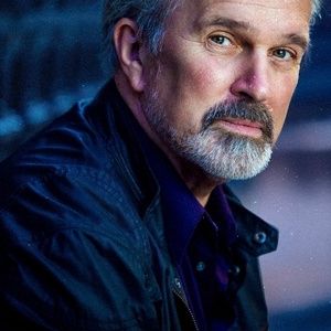George Dvorsky Brings Solo Show SOMETHING WONDERFUL  To Good Theater