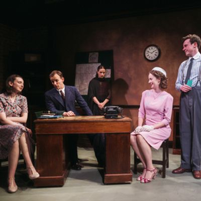Photos: WIFE TO JAMES WHELAN at Jermyn Street Theatre