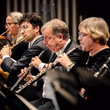 SERENADE VOOR HOUTBLAZERS Comes to Opera Ballet Vlanderen