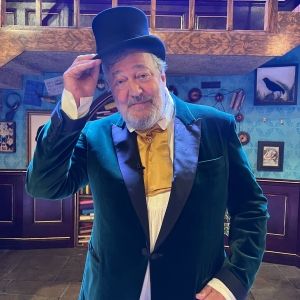 Photos: Stephen Fry Appears as the Narrator in BLEAK EXPECTATIONS