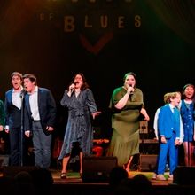 Photos: CHICAGO SINGS 30 YEARS OF PORCHLIGHT Event