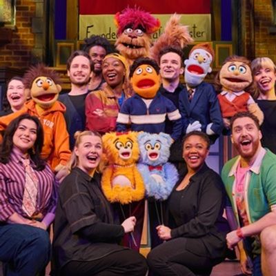 AVENUE Q Extends Limited Run at The Shaftesbury Theatre