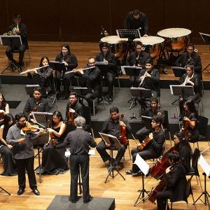 Orquesta Sinfónica Nacional Juvenil Bicentenario Performs Sinfonía Italiana