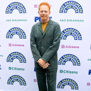 Jesse Tyler Ferguson To Star as Truman Capote In Immersive NYC Revival Of TRU