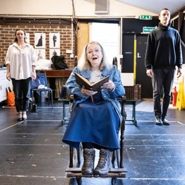 Photos: In Rehearsal For VICTORIA: A QUEEN UNBOUND at the Watermill Theatre Photo