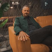 Comedian Nate Bargatze Returns to Encore Theater with Las Vegas Residency