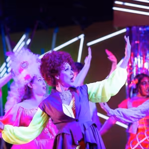 Diversionary Theatre Extends HEAD OVER HEELS By One Week