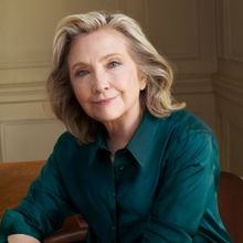 Hillary Rodham Clinton Adds 10 Additional U.S. Cities To Fall Book Tour