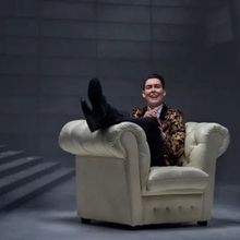 Adrian Angelico in the Opera Comes to Den Norske Opera