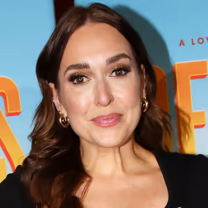 Jessica Vosk Responds to BEACHES Fans Who 'Want the Movie:' 'I Want to Make Everyone…